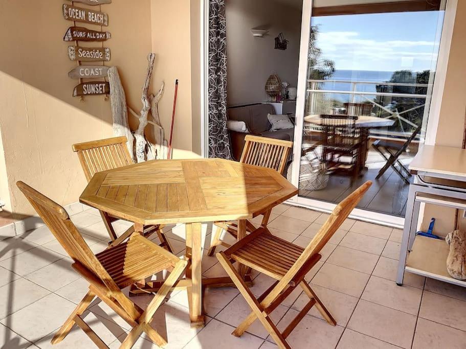 F2 Vue Mer Dans Residence Avec Piscine Ajaccio  Exterior foto